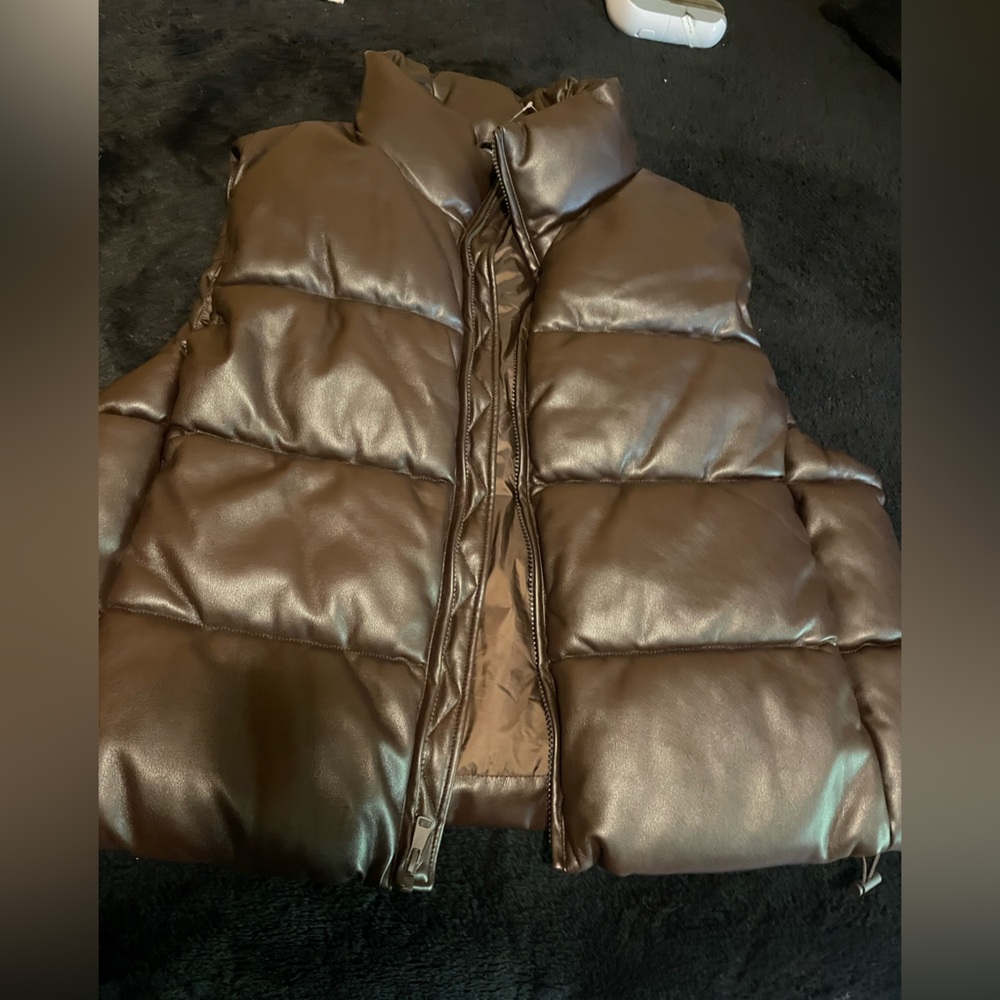 Gap brown leather puffer vest